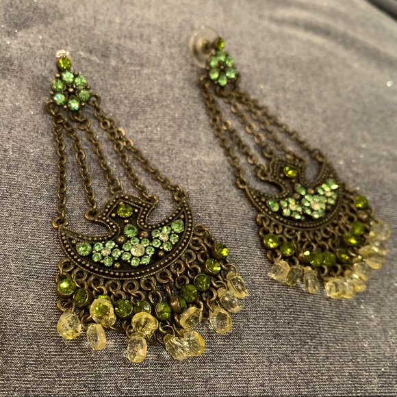 🆕🔥Green Chandelier Earrings - Picture 2 of 3